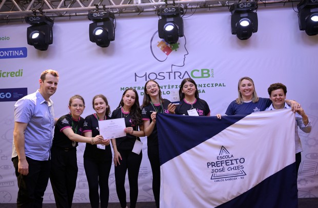 Cat. IV - 1º LUGAR: O papel da literatura na educação: um caminho para o pensamento crítico